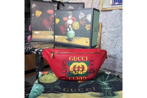Gucci Pockets 261905