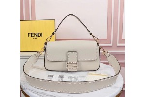 Kitlife Fendi BAGUETTE grain leather bag