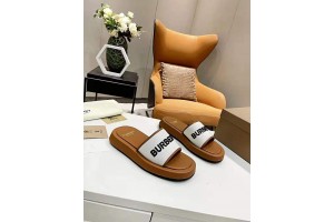 Burberry slippers 003