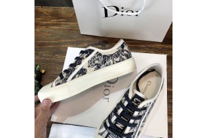 Dior embroided shoes