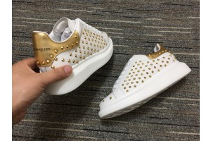 Alexander McQueen Oversized Sneaker MCQ-8140