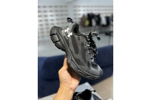 Under Armour x Balenciaga 3XL Sneaker 