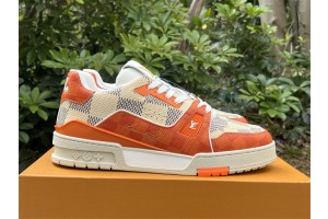 LOUIS VUITTON Trainer LV2024