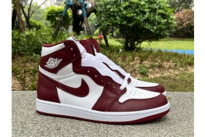  Air Jordan 1 High OG “Team Red”