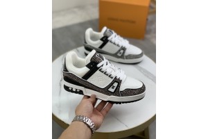 Louis vuitton Trainer  sneaker 