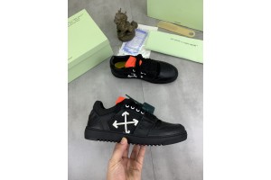 OFF-WHITE Sneaker 
