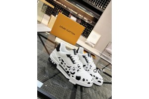 LV x Yayoi Kusama Trainer Sneaker (2023) - Black 1AB8JL