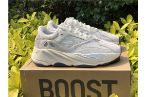 Adidas Yeezy Boost 700 Analog EG7596