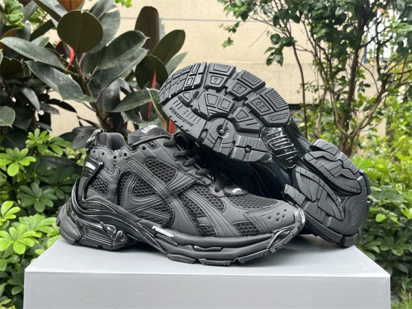 Balenciaga Runner Sneaker in black mesh and nylon BGRN-012