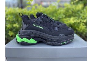 Balenciaga Triple S Black Fluo Green Sneaker