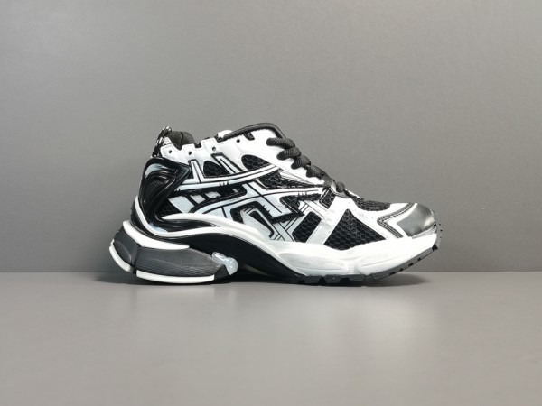 Balenciaga Runner Sneaker In Black - White Mesh - Nylon